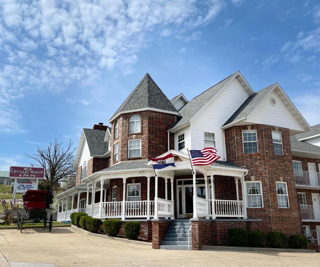 בראנסון Carriage House Inn מראה חיצוני תמונה