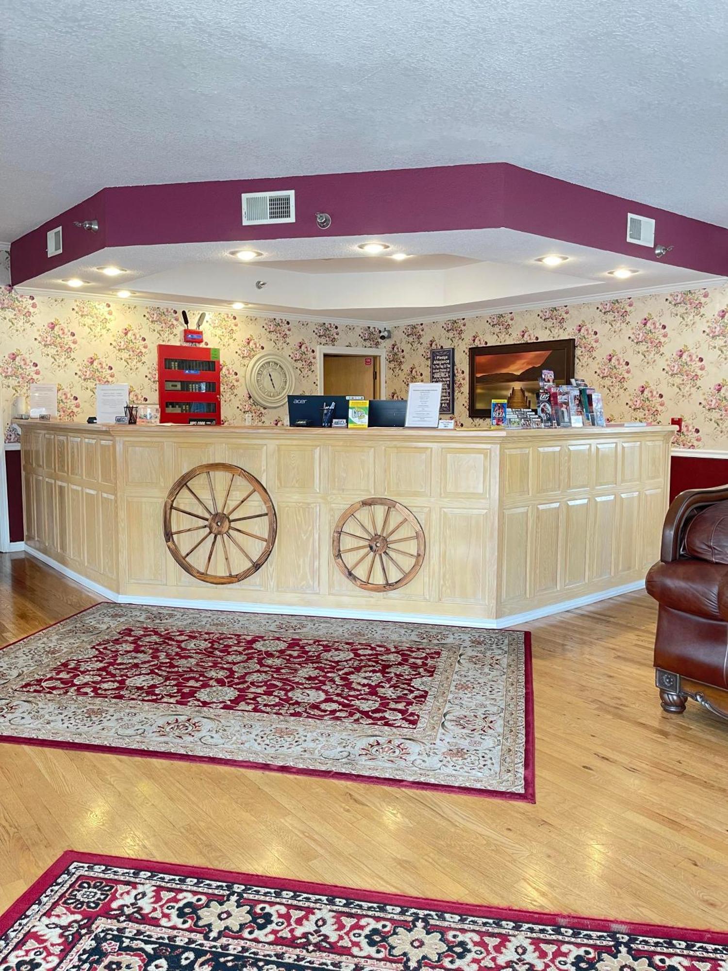 בראנסון Carriage House Inn מראה חיצוני תמונה